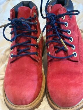 Timberland Red Suede Kids' Boots with Blue Laces